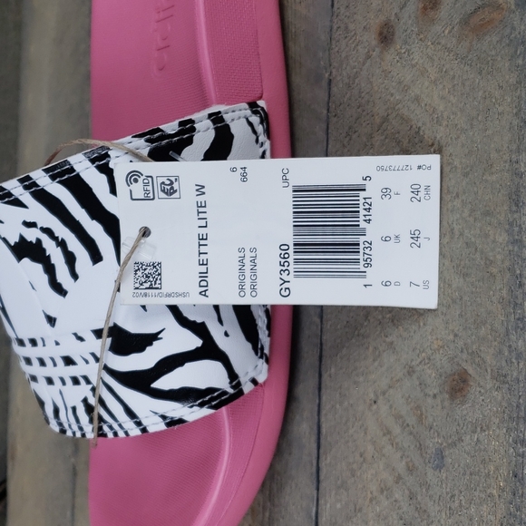 adidas Women's Adilette Comfort Slide Sandals Rose Tone Black/White Zebra Print - Picture 7 of 8